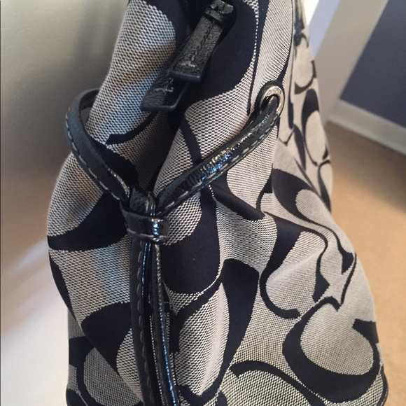 Coach purse - Picture 3 of 8